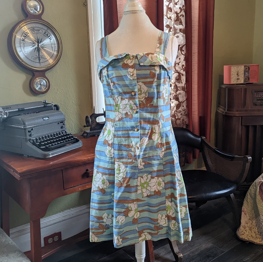 True 1960's Vintage Dress